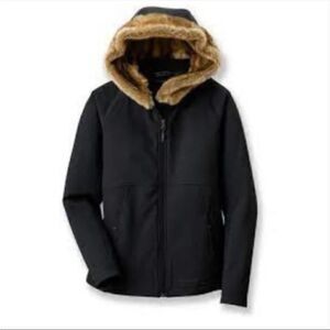 Marmot Faux Fur Hood Black Zip Jacket in Black